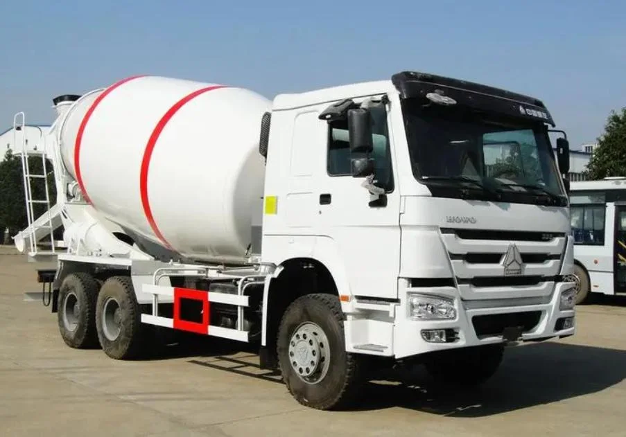 Sino Truck HOWO/ Sitrack Chassis Concrete Truck Mixer Vehical with High Quality